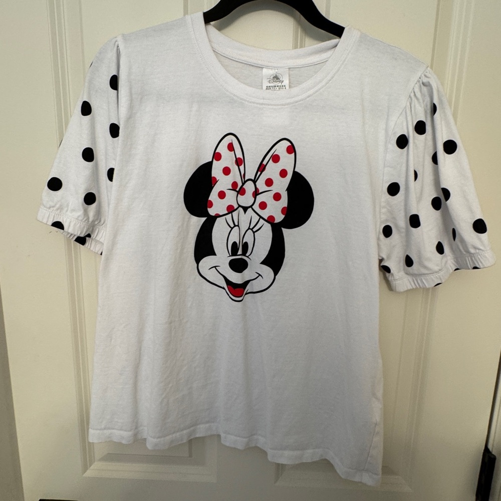 Disney White and Black Minnie Mouse Short Sleeve Tee